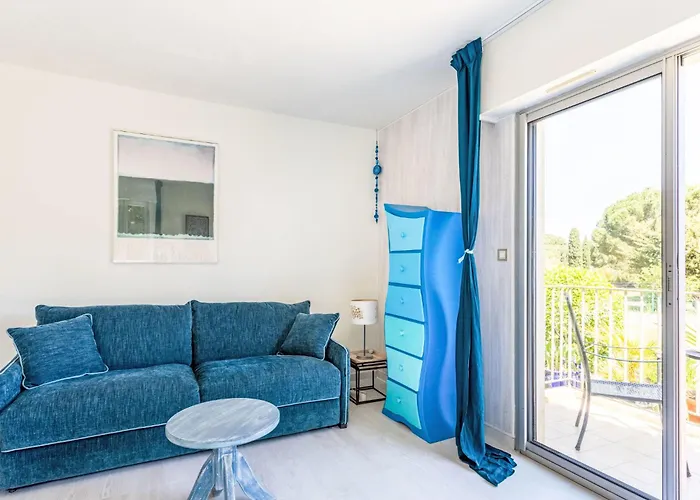 Caesar Domus-8 By Interhome Saint-Tropez