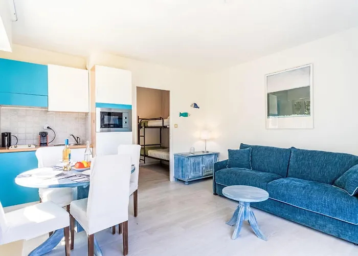 Caesar Domus-8 By Interhome Saint-Tropez